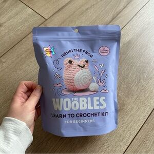 The Woobles - Henri the Frog Crochet Kit